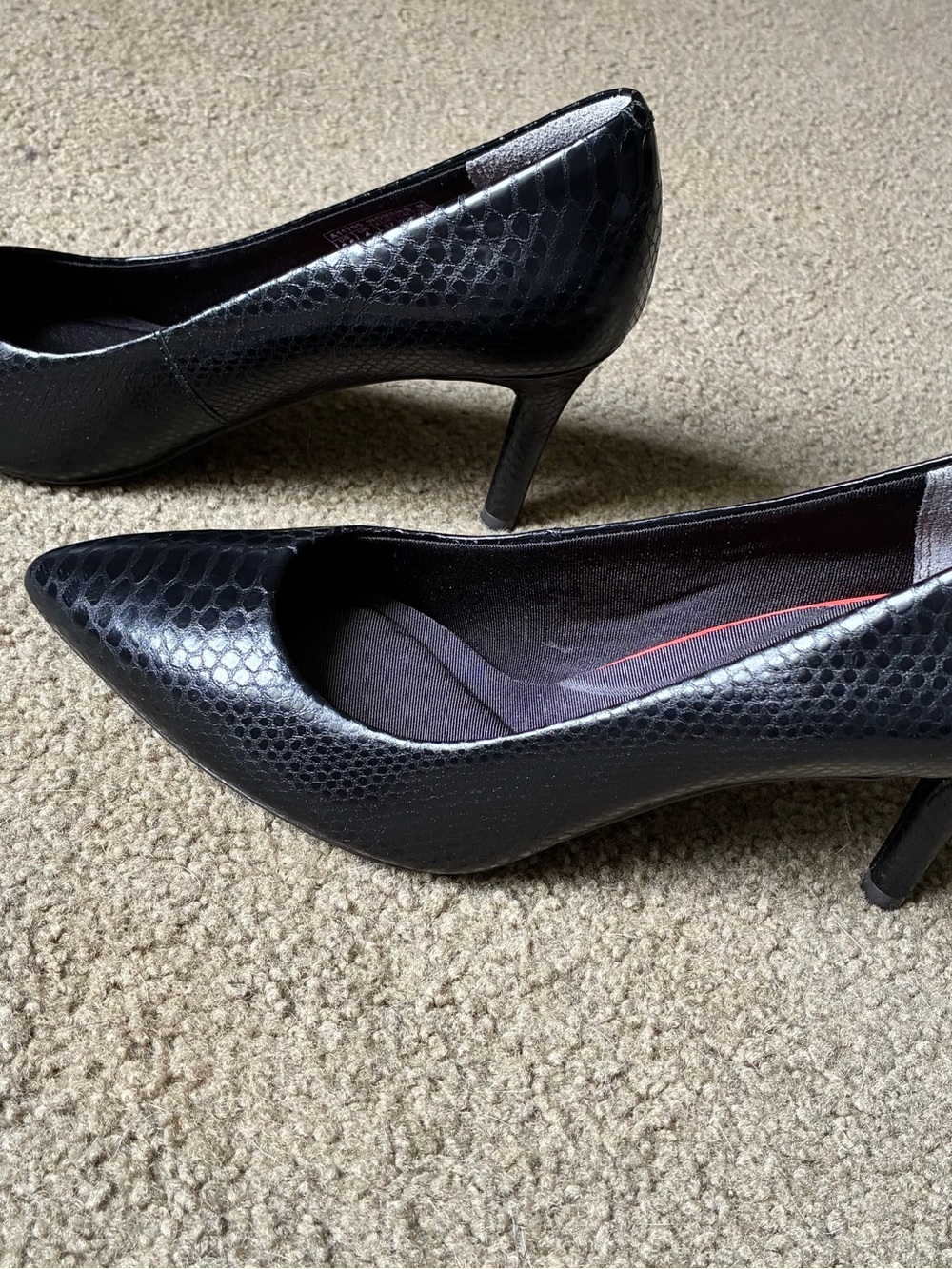 Rockport Black Leather High Heels Snakeskin Pointed-Toe Pumps Shoes Size 6.5 - Picture 2 of 13
